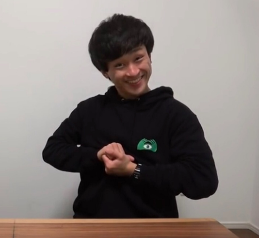 ラファエルの彼女カタクリとは誰 顔や本名は 現在は別れてる 超ネタづくしステーション